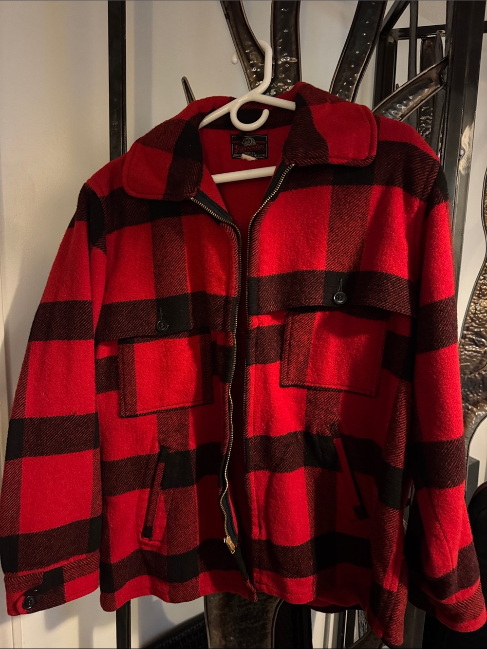 Vintage Men’s size 46 Johnson Woolen Mills buffalo check hunting jacket